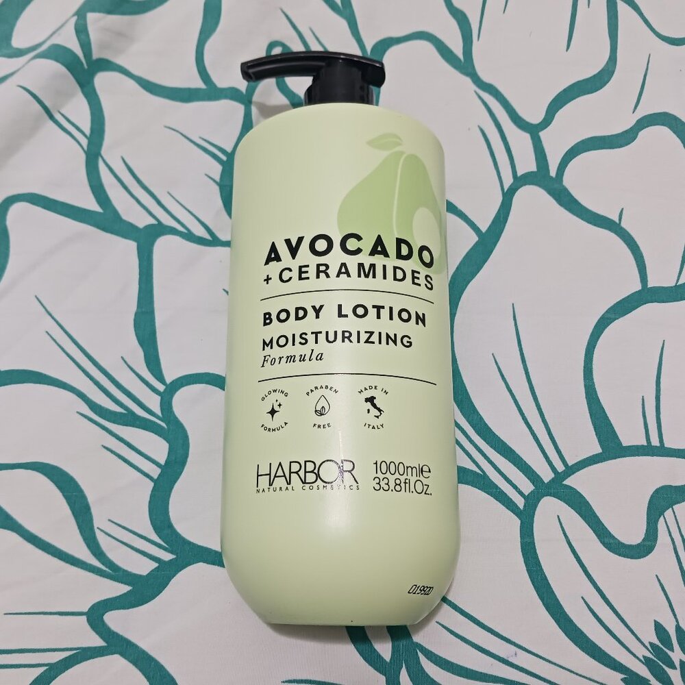 Harbor Natural Cosmetics Avocado + Ceramides Body Lotion 33.8 fl oz (1000mL)